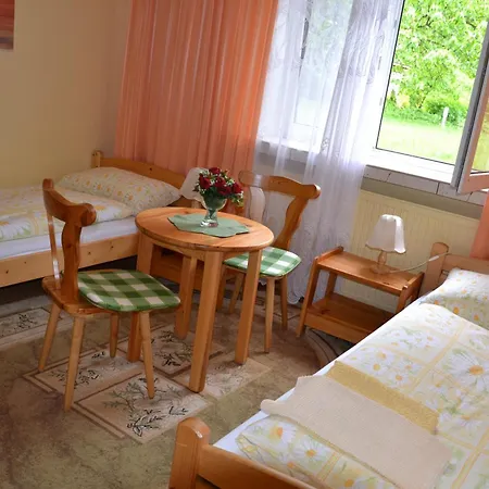 Gosciniec Yaga Bed and breakfast 3*
