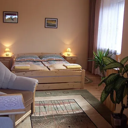 Gosciniec Yaga Bed and Breakfast 3*