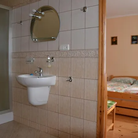 Bed and Breakfast Gosciniec Yaga