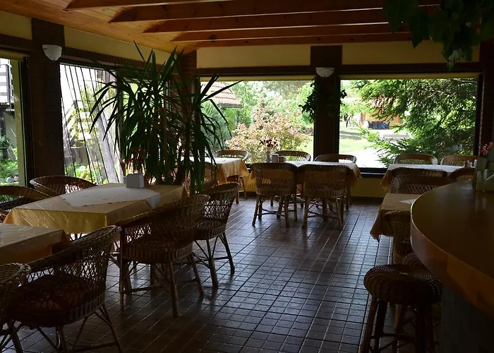 亚加公路酒店 维尔卡瑟